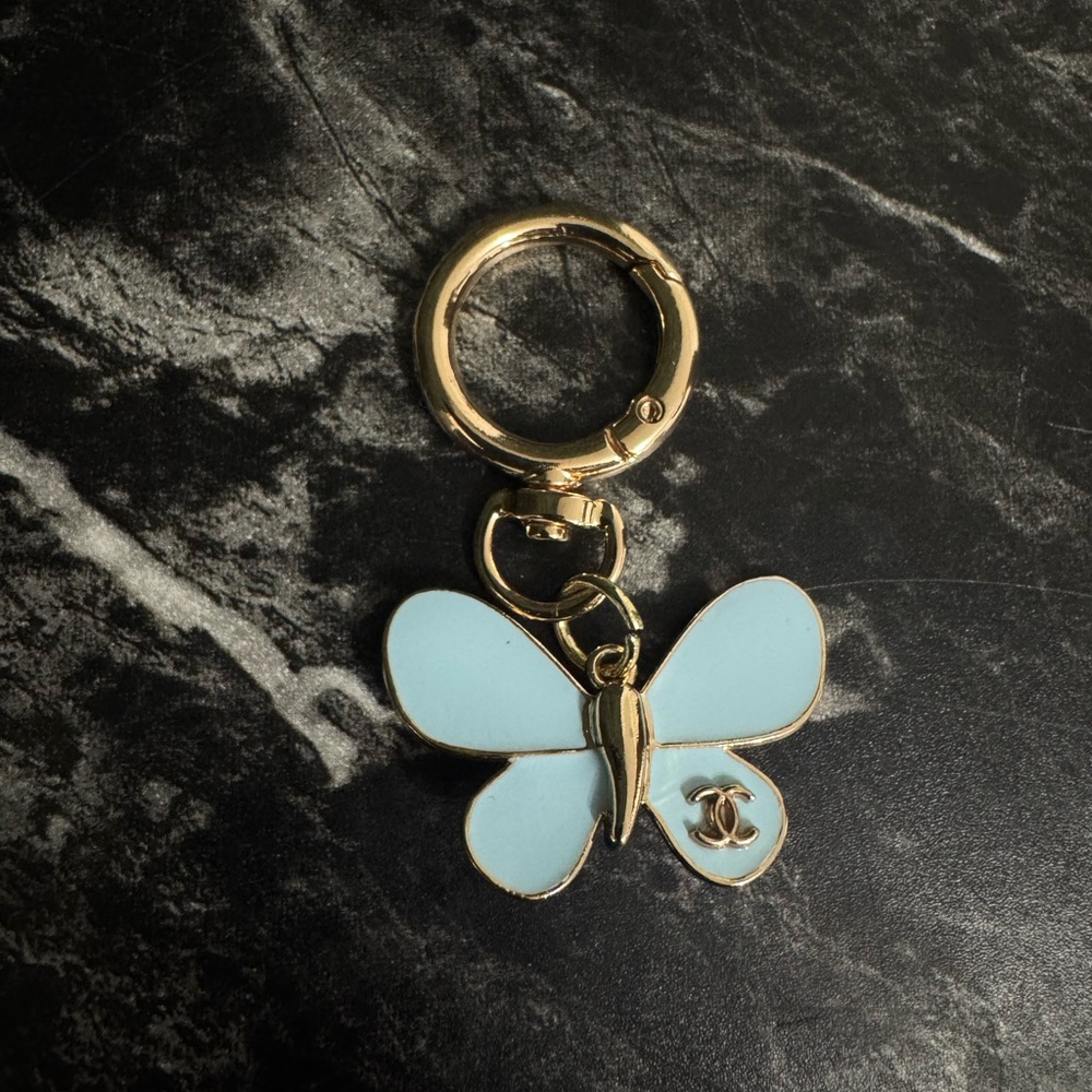 CHANEL Light Blue and Gold Butterfly Key Holder